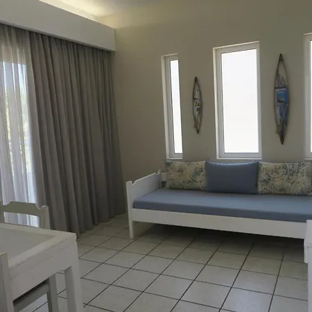 Maria Aparthotel 2*
