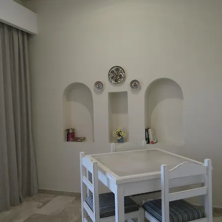 Maria Aparthotel