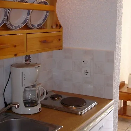 Maria Aparthotel 2*