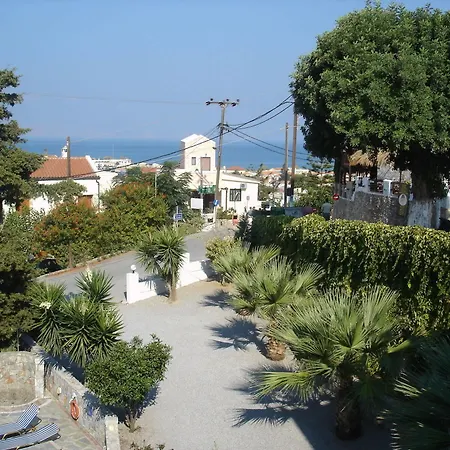 Aparthotel Maria 2*