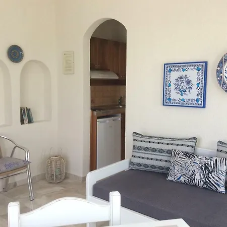 Aparthotel Maria Platanés